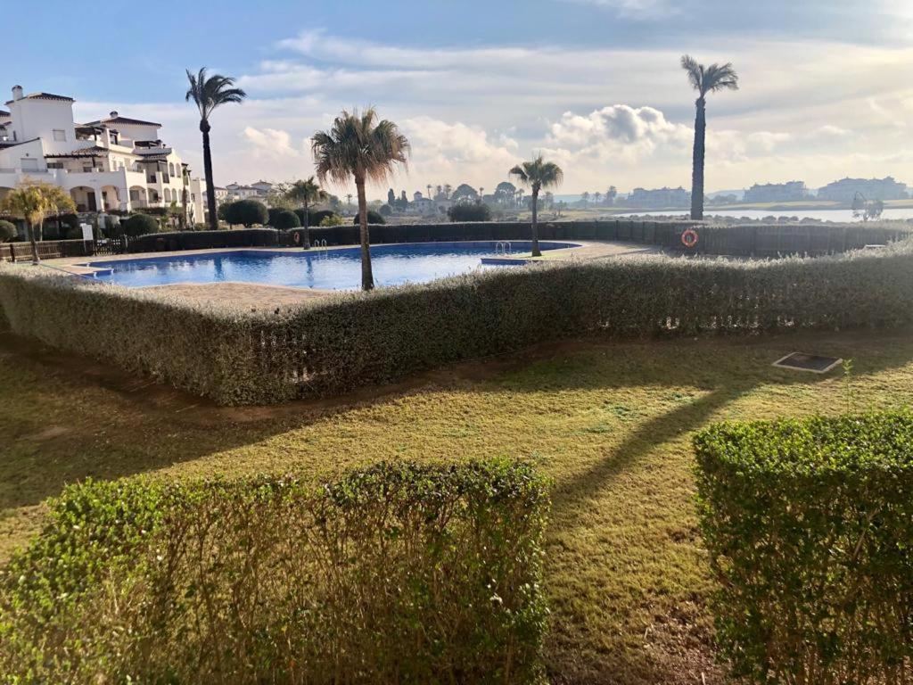 Villa Life . Precioso Bajo Frente Piscina Sucina Exterior photo